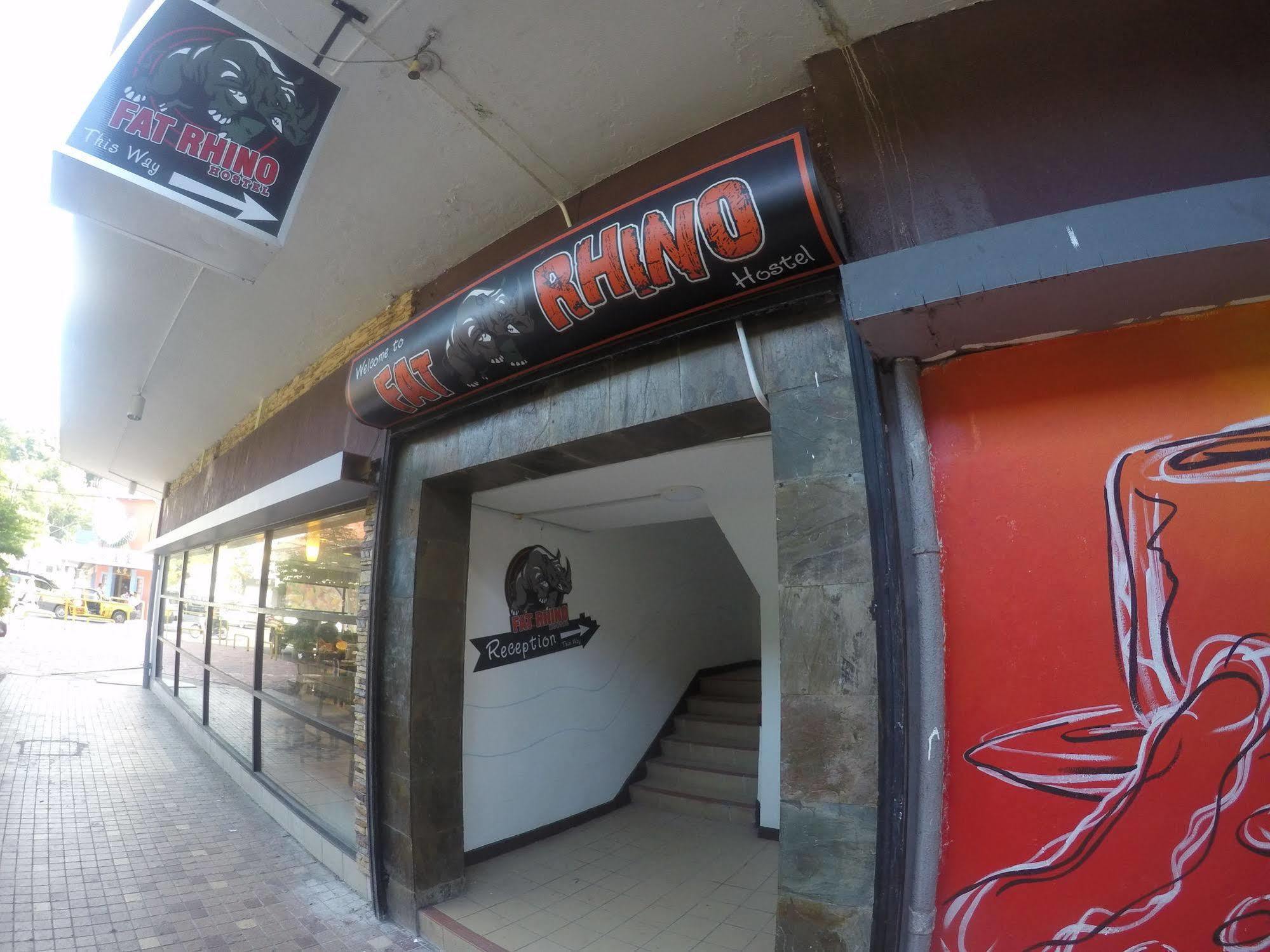 Fat Rhino Hotel Kota Kinabalu Bagian luar foto